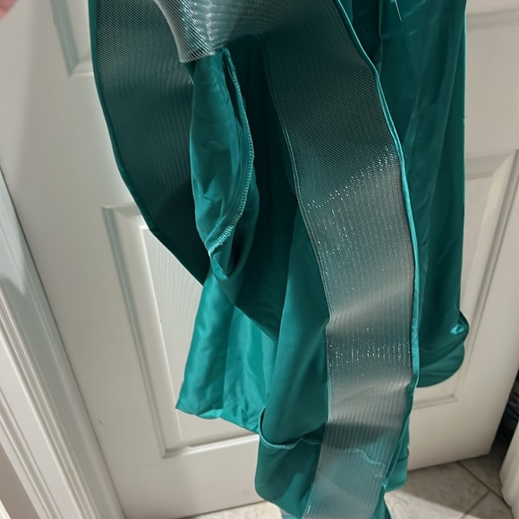 Berlinnova Green Spaghetti Straps Corset Back Long Prom Formal Dress - Picture 5 of 11